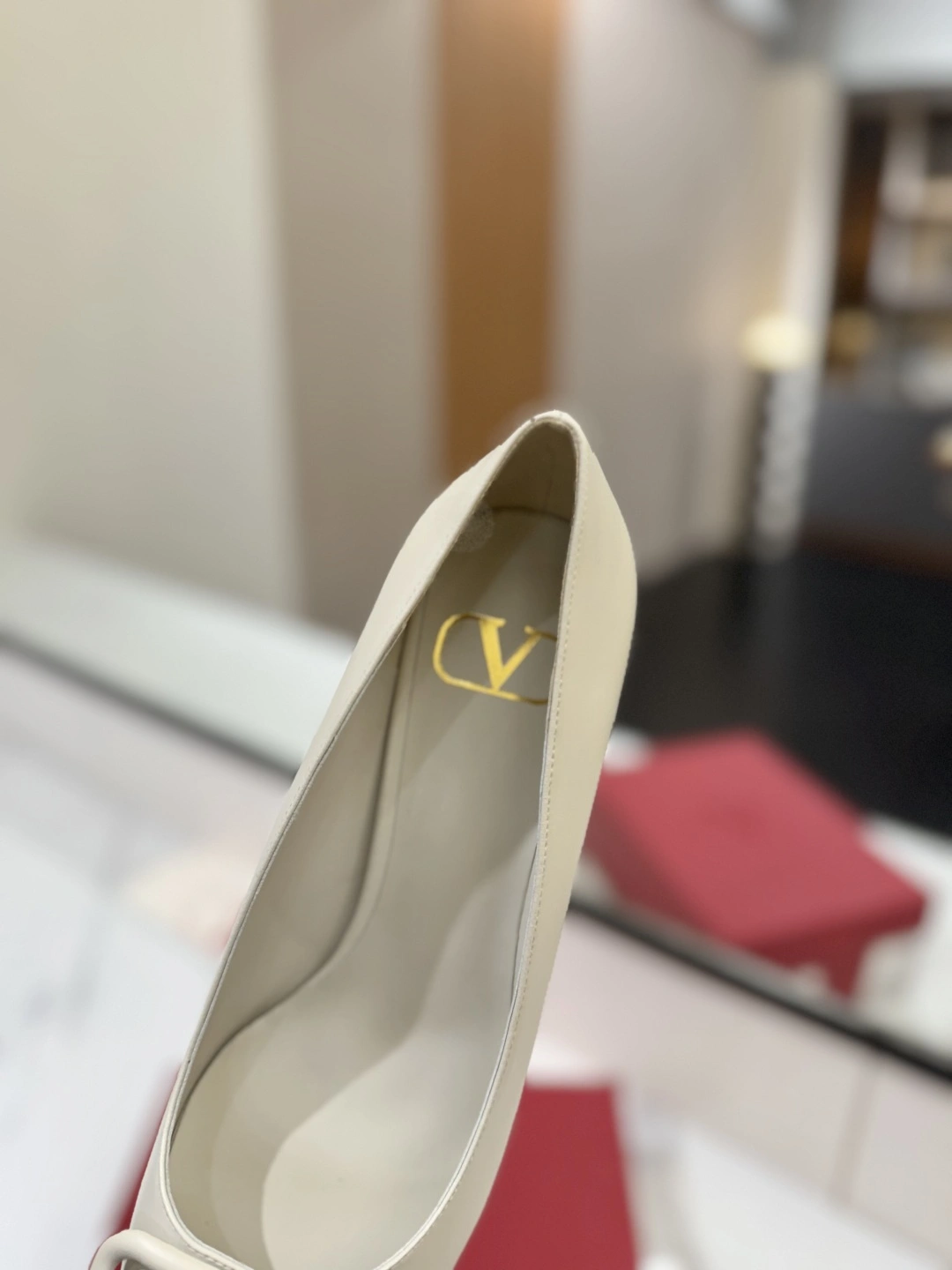 COCO-- V1859ti9o 1W2S0EN0MZFI16 Heel height：7.5CM goatskin Calfskin item:E-X138C3025